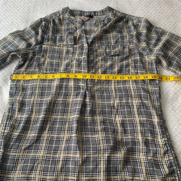 Cocomo Women roll-tab Sleeve printed Top size S - plaid blouse with bags - Picture 4 of 12